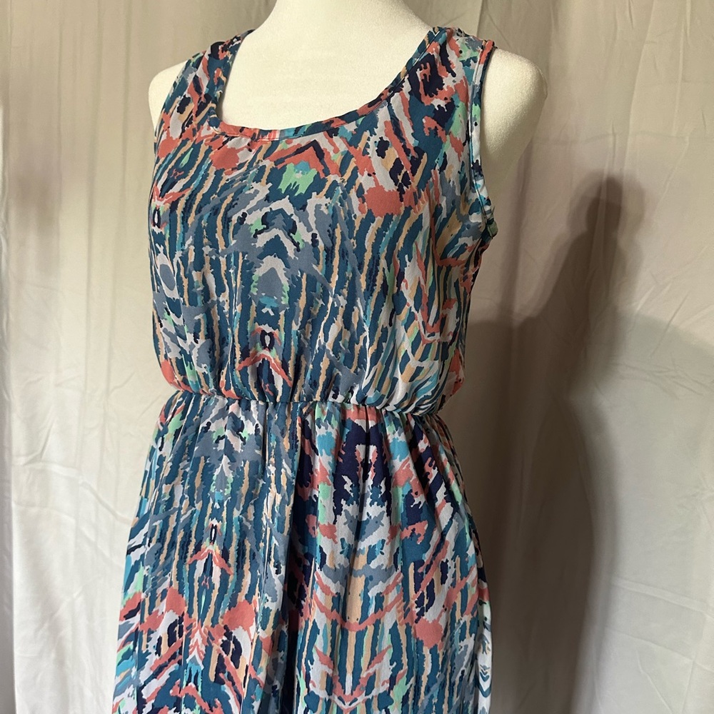High-low midi dress